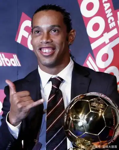 的极大不满 的极大不满