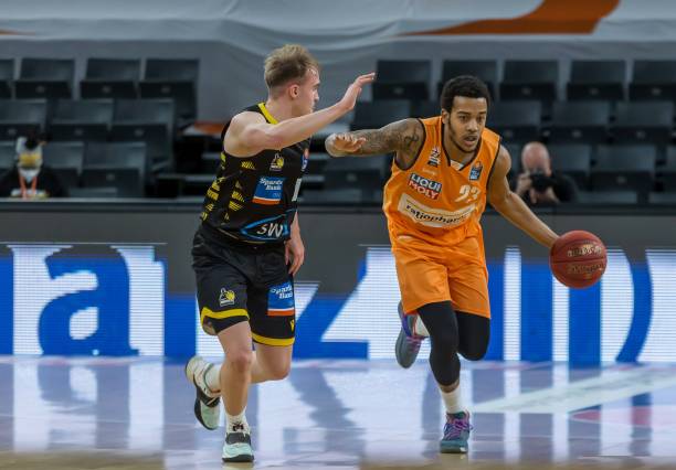 与队友的天 与队友的天